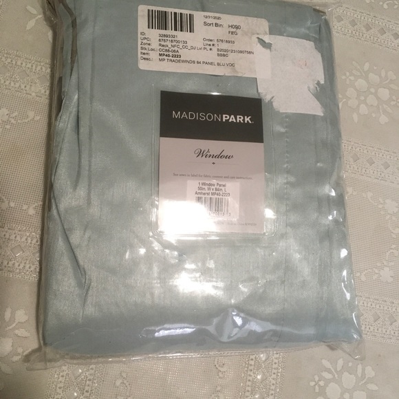 🆕 One Madison Park Amherst 84” Curtain Panel - Picture 4 of 12